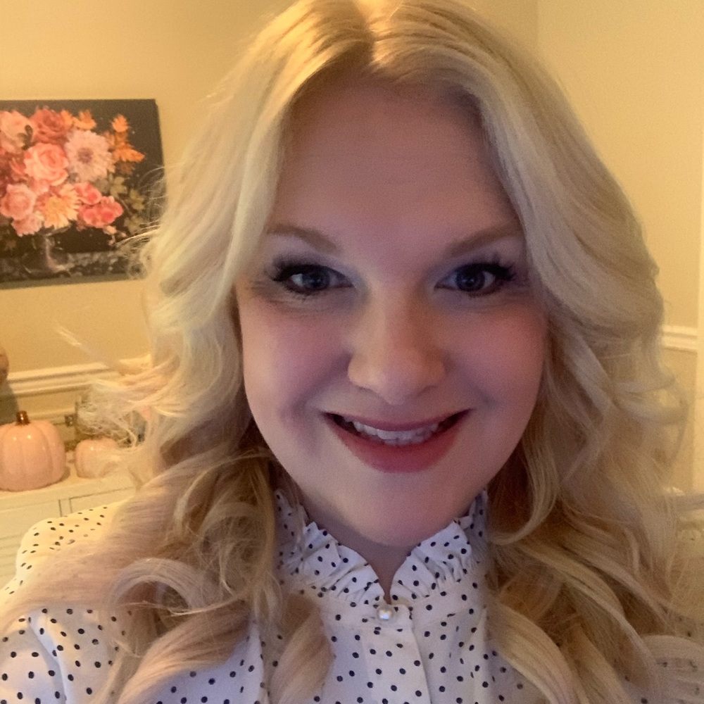 Meet your Posher, Amy— Posh Ambassador